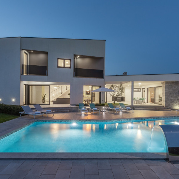 Villa Nada,  Tinjan